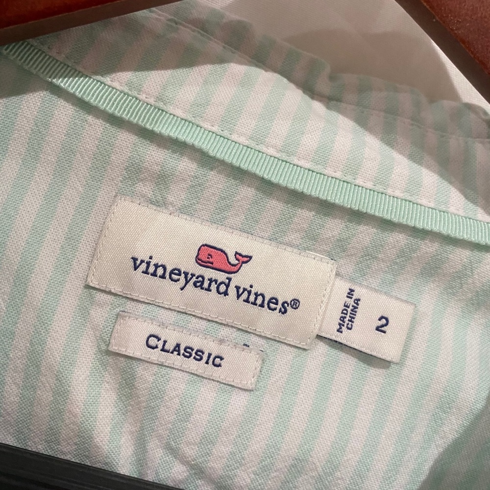 Vineyard Vines button down shirt